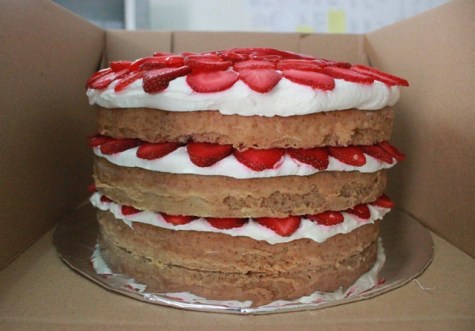 strawberry & CREAM cake